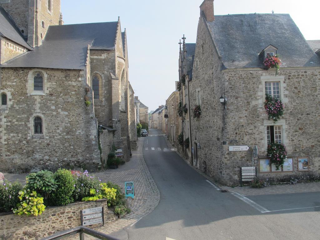 Hotel Le Relais De La Caleche Saint-Denis-dʼAnjou Exteriér fotografie
