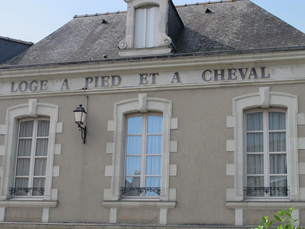 Hotel Le Relais De La Caleche Saint-Denis-dʼAnjou Exteriér fotografie