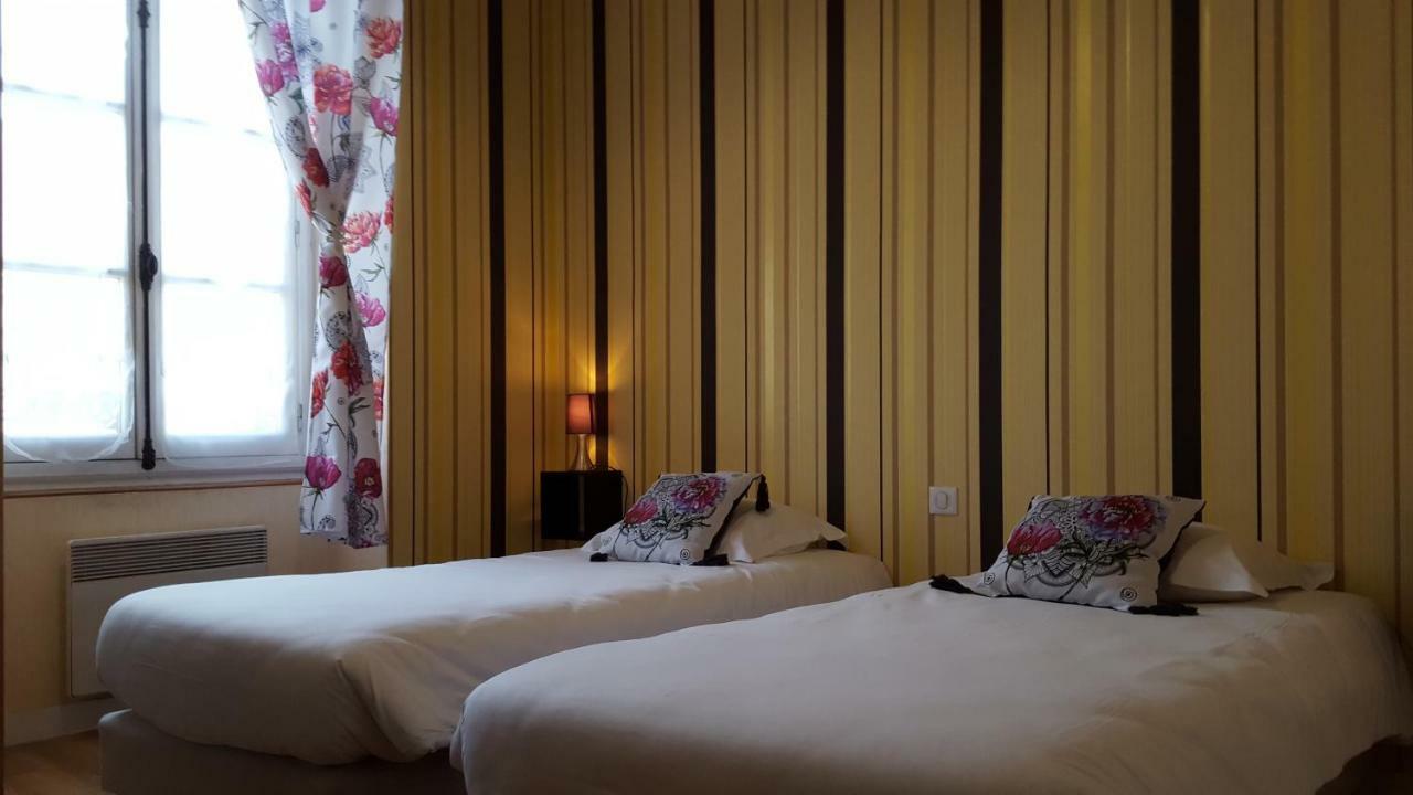Hotel Le Relais De La Caleche Saint-Denis-dʼAnjou Exteriér fotografie