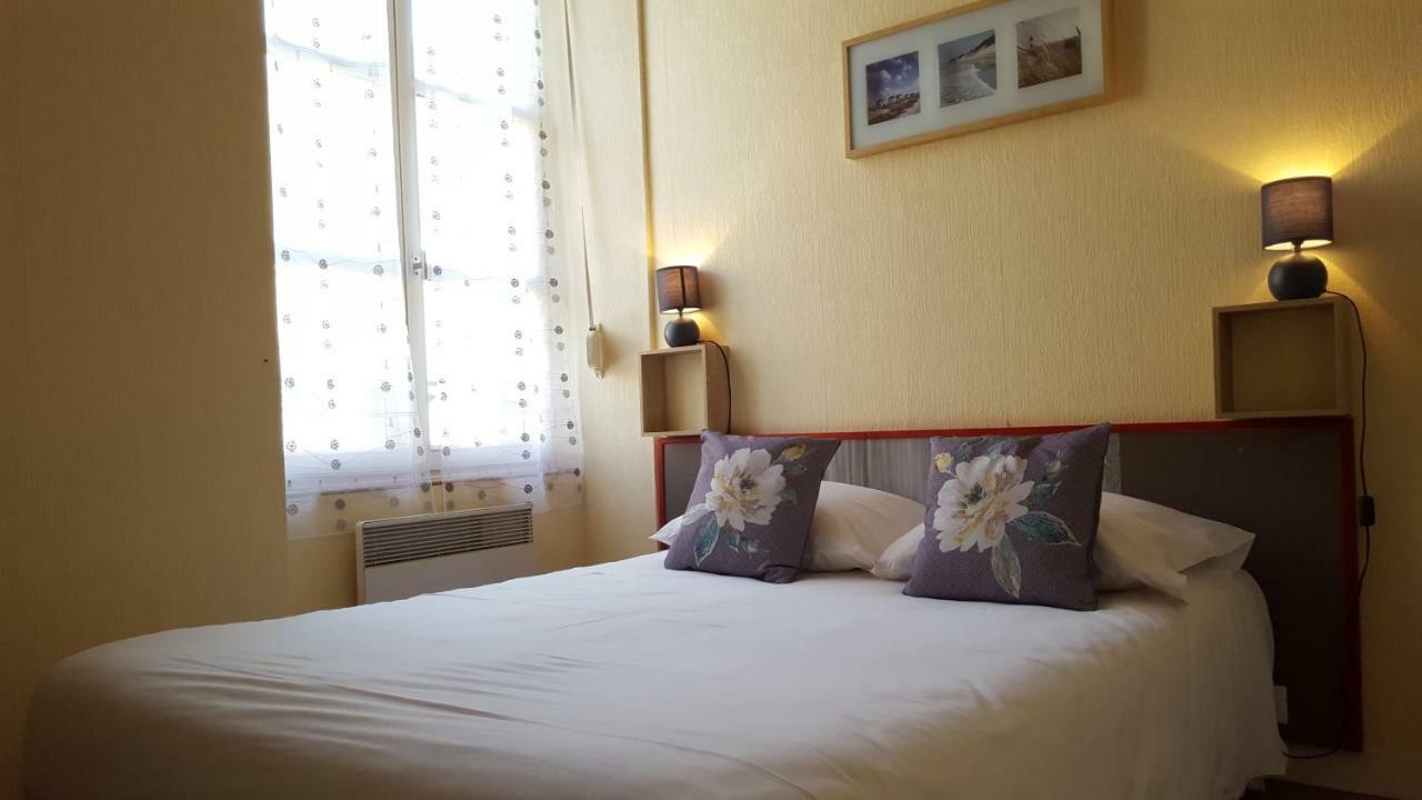 Hotel Le Relais De La Caleche Saint-Denis-dʼAnjou Exteriér fotografie